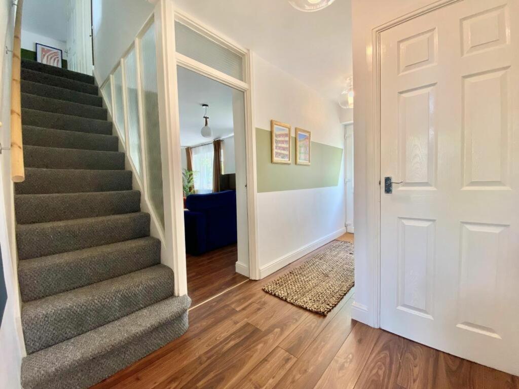 Coventry Huge 4Bed 2Bath Private Parking Nec By Empower Homes Dış mekan fotoğraf